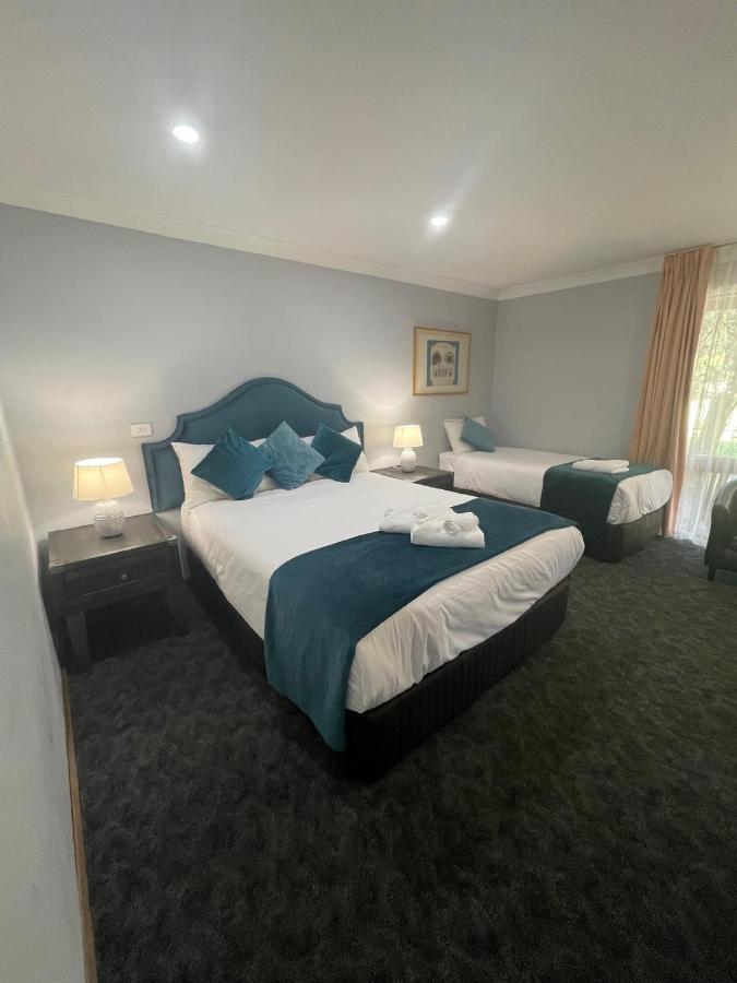 Town & Country Motor Inn Forbes Εξωτερικό φωτογραφία