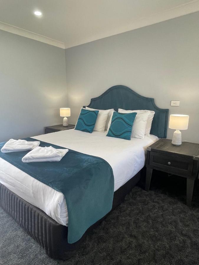 Town & Country Motor Inn Forbes Εξωτερικό φωτογραφία