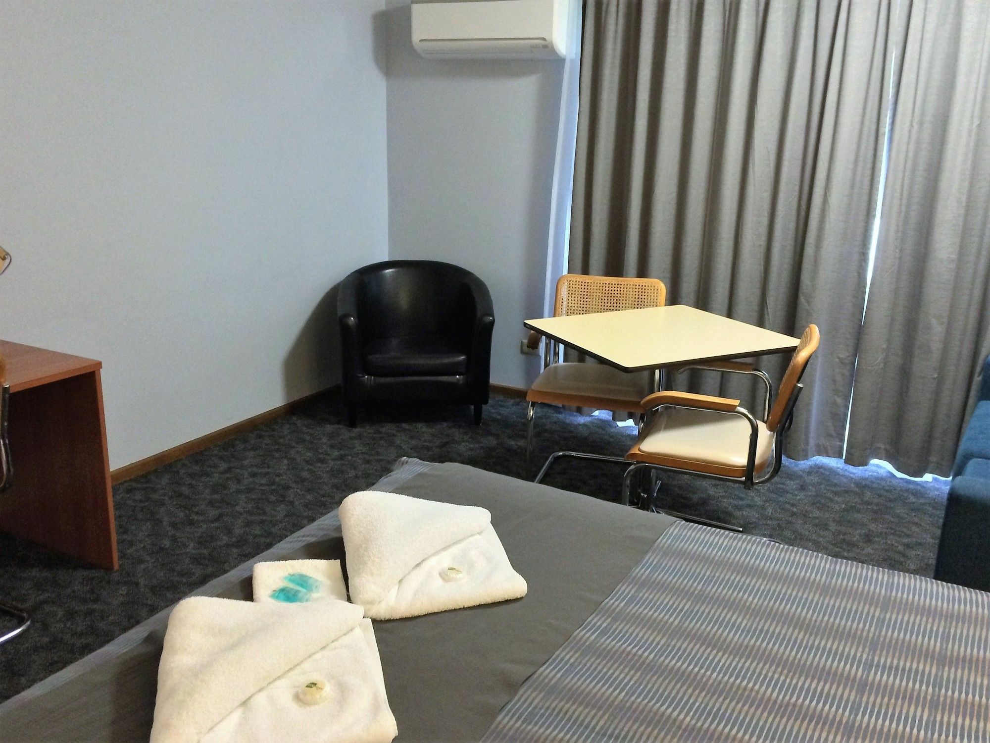 Town & Country Motor Inn Forbes Εξωτερικό φωτογραφία